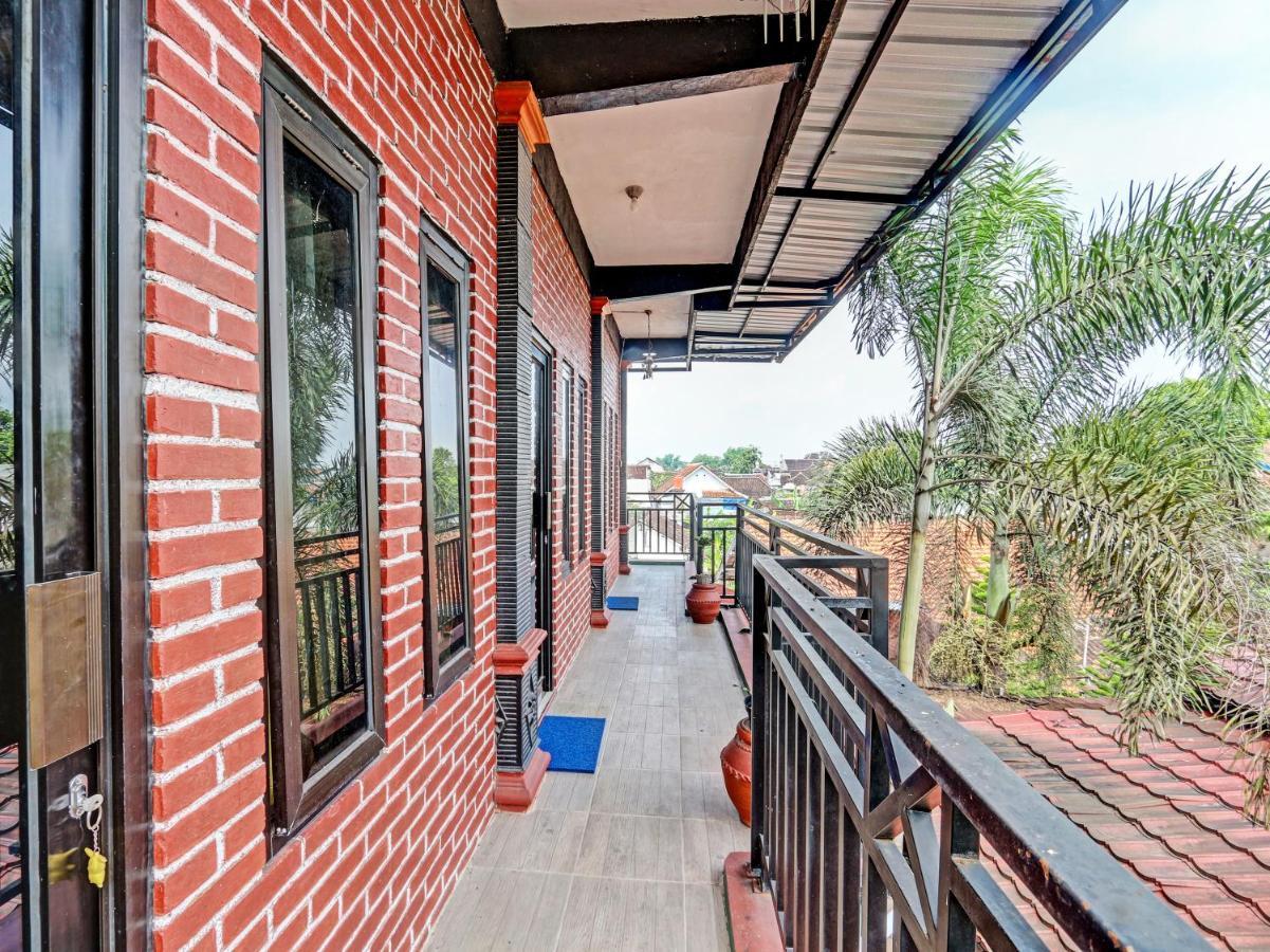 Wonogiri Spot On 91337 Pandu Homestay Klaten מראה חיצוני תמונה